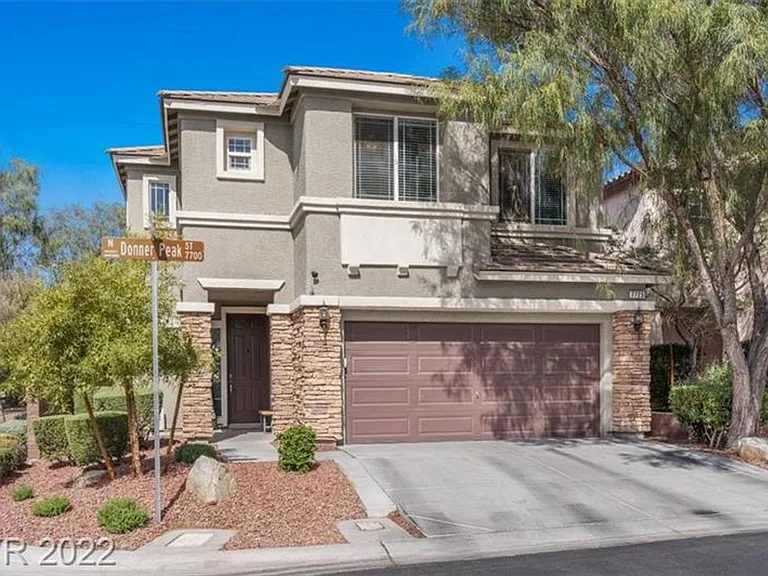 7725 Donner Peak St — Photo 21