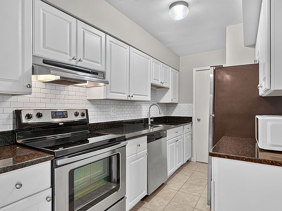 4th image of 8358 Dunham Ct #627-K
