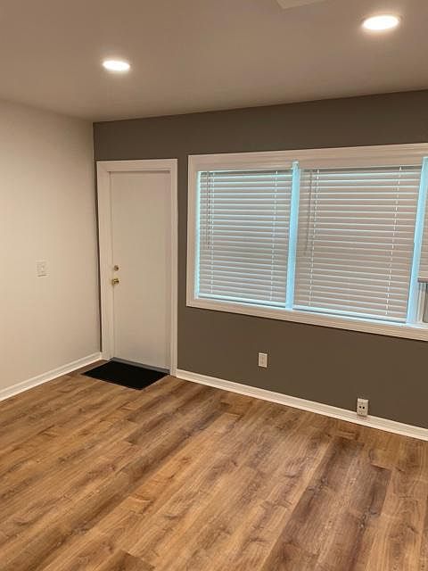 1st image of 1501 E Amelia St