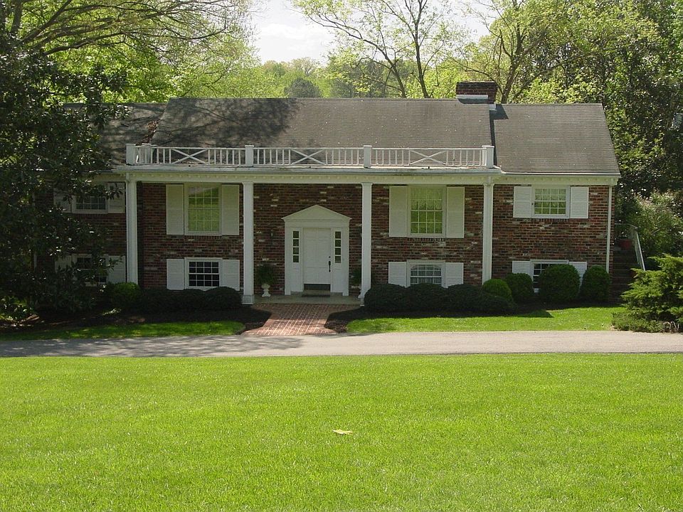 For Rent: 1525 Monmouth Drive, Henrico, Virginia 23238
