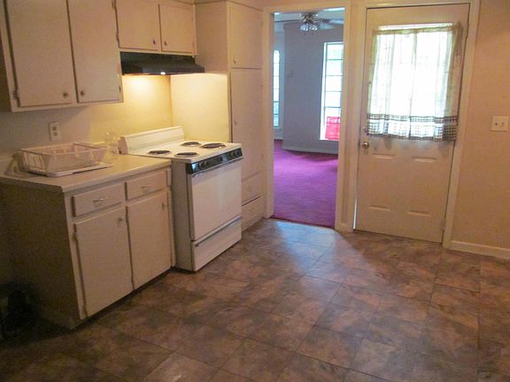 3rd image of 4902-5L Westwood Park Dr