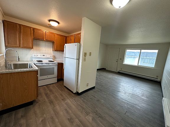 3rd image of 1006 W Pear Ave #7