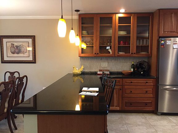 5th image of 10337 W Rodgers Cir