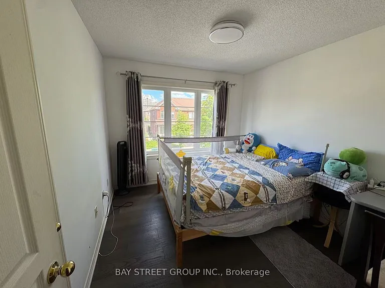28 Prebble Dr — Photo 8