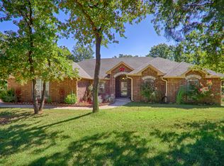 12020 Maple Ridge Ln, Guthrie, OK 73044