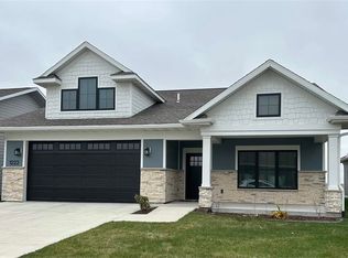 1222 Vintage Ln, North Liberty, IA 52317