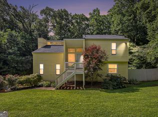 1202 Laurel Cliff Dr SE, Smyrna, GA 30082