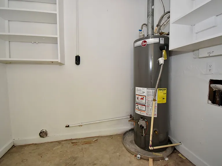 1309 Robinette Dr — Photo 14