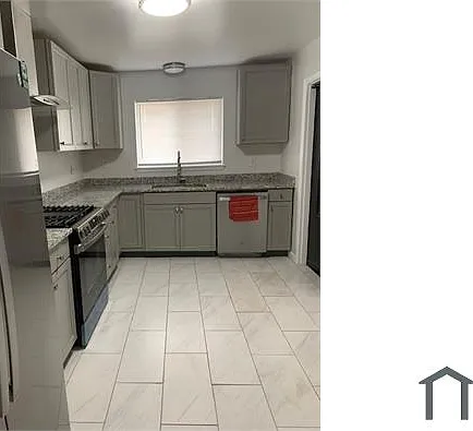 3 bed, 1300 sqft, $1,700 — Photo 1