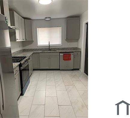 1st image of 3021 Van Buren Ave