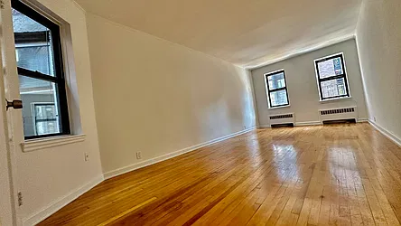 Rented by HOLTON REAL ESTATE INC.
