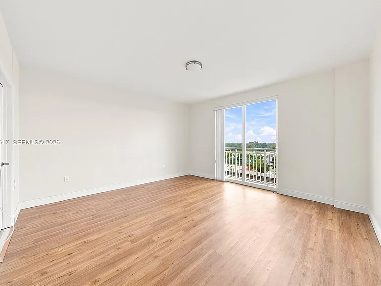 7275 SW 90th Way #508 — Photo 14