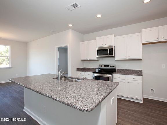 4th image of 7131 Foxhollow Lane Lot 2044