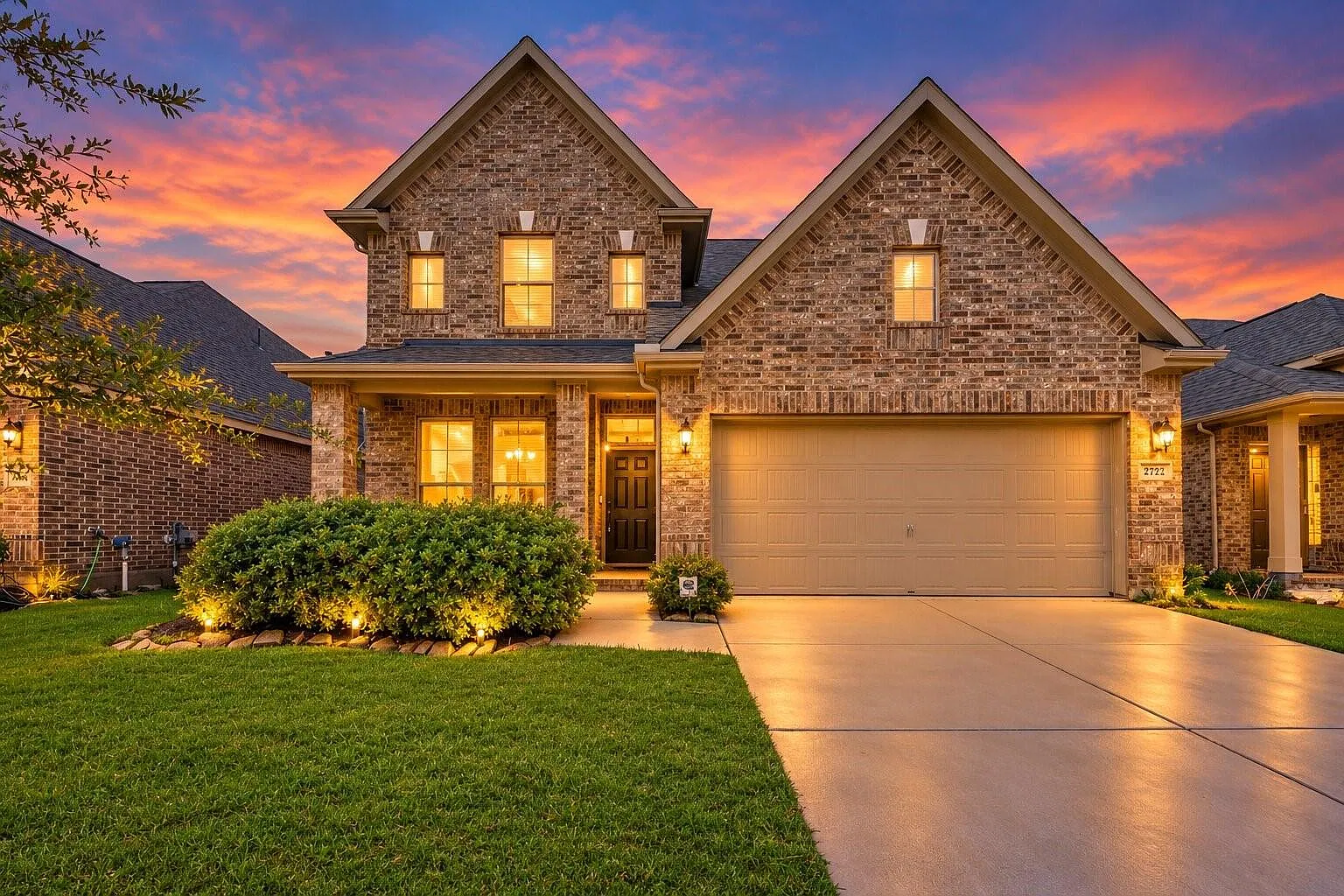 4 bed, 3.5 bath, 2349 sqft, $2,350 — Photo 1