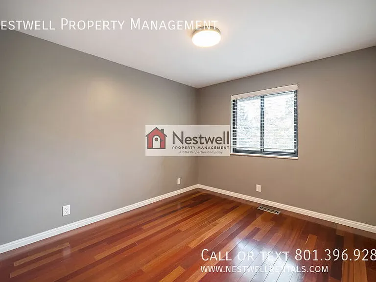 659 W Halifax Ct — Photo 21