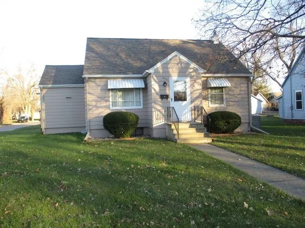 1502 Lake St, Emmetsburg, IA 50536