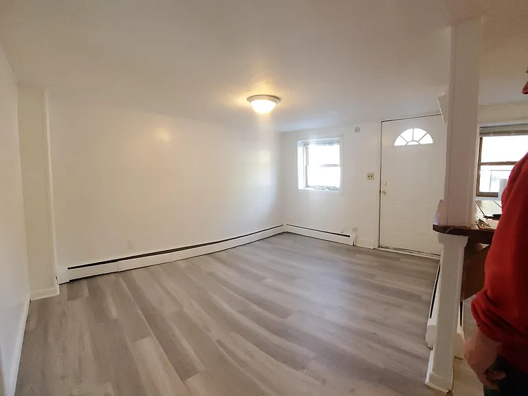 158 S Main St #5 — Photo 7