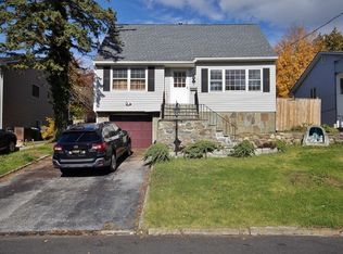 9 Fuller Rd, Ossining, NY 10562