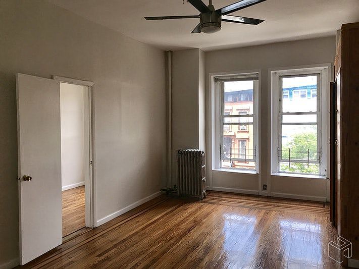 1st image of 468 Putnam Ave #2