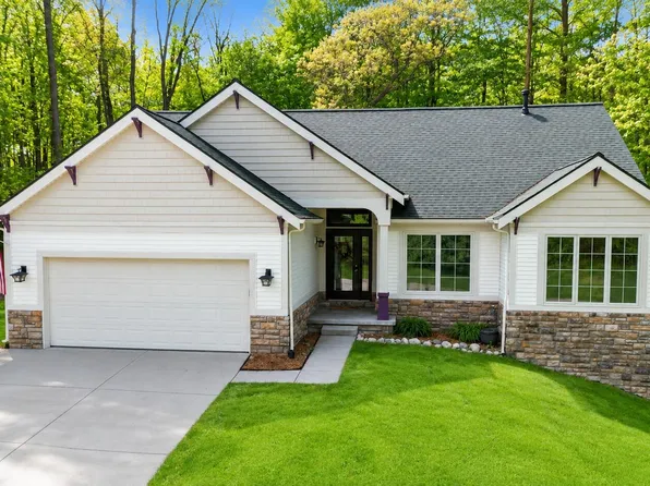 712 Glen Oak Dr, Manchester, MI 48158