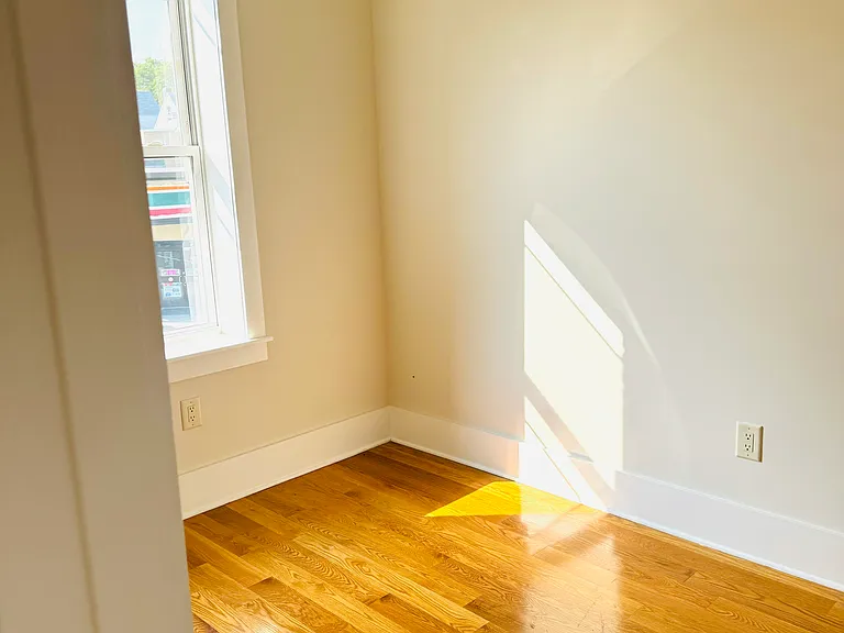 770 Broadway #1 — Photo 10