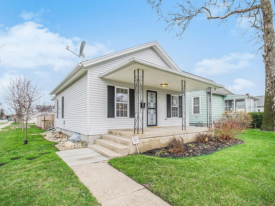 823 Reddick St, Mishawaka, IN 46544 Zillow