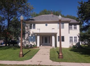 502 Fulton St, Grand Mound, IA 52751