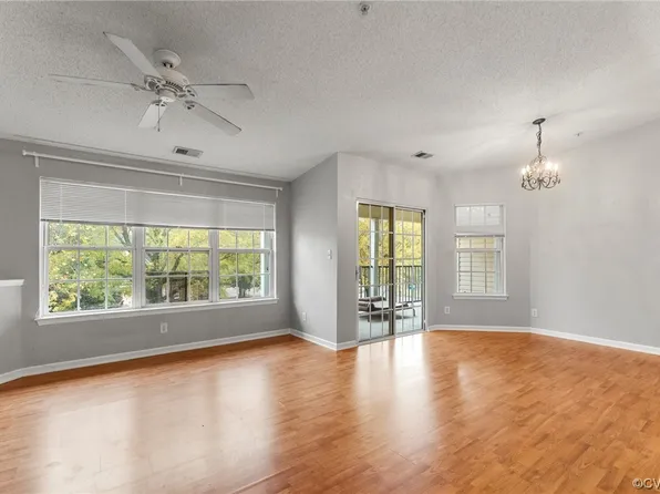 9411 Links Ln APT M, Glen Allen, VA 23059