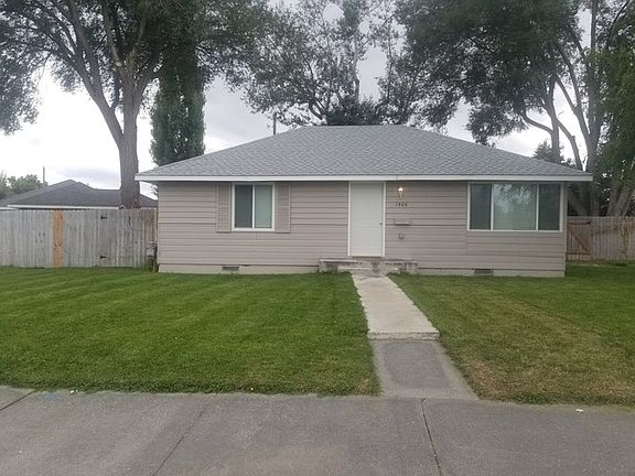 2nd image of 1400 Ponderosa Dr