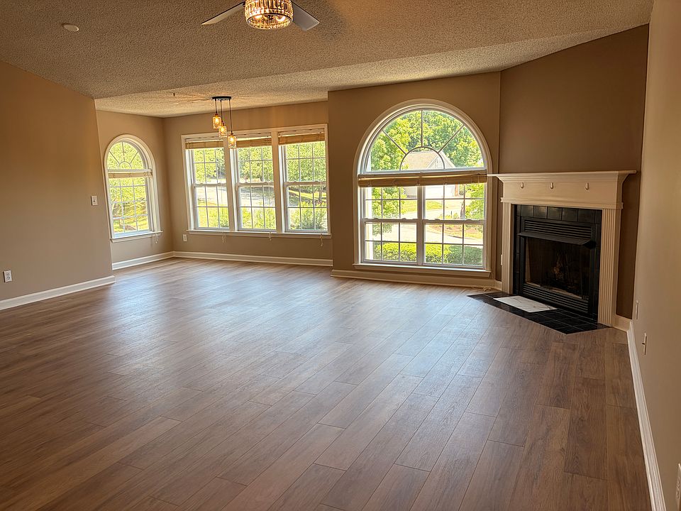 1st image of 631 Mill Pond Ct