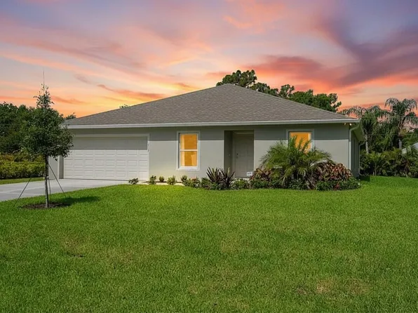 2126 SE North Blackwell Drive, Port St Lucie, FL 34952