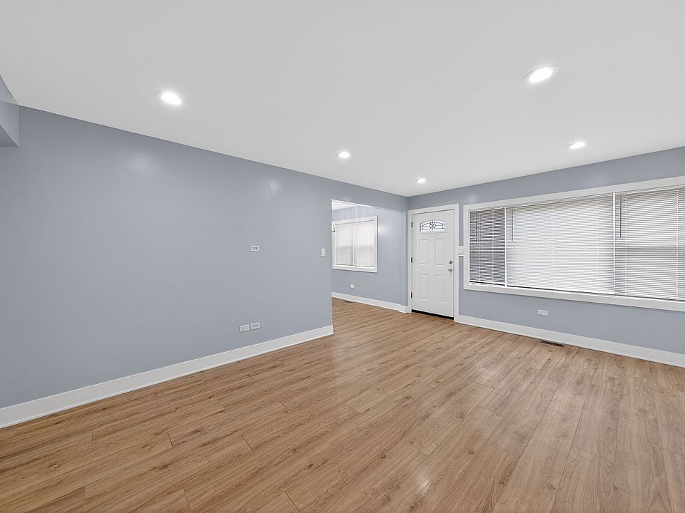 1st image of 1661 Hilltop Ave
