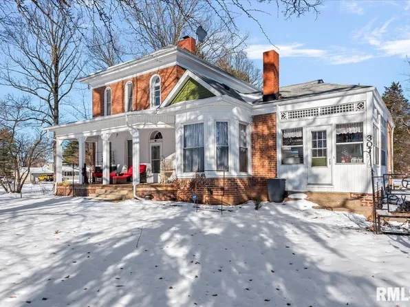 307 E Hargrave St, Athens, IL 62613