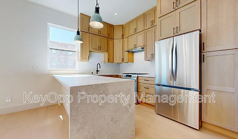489 Guerrero St — Photo 4