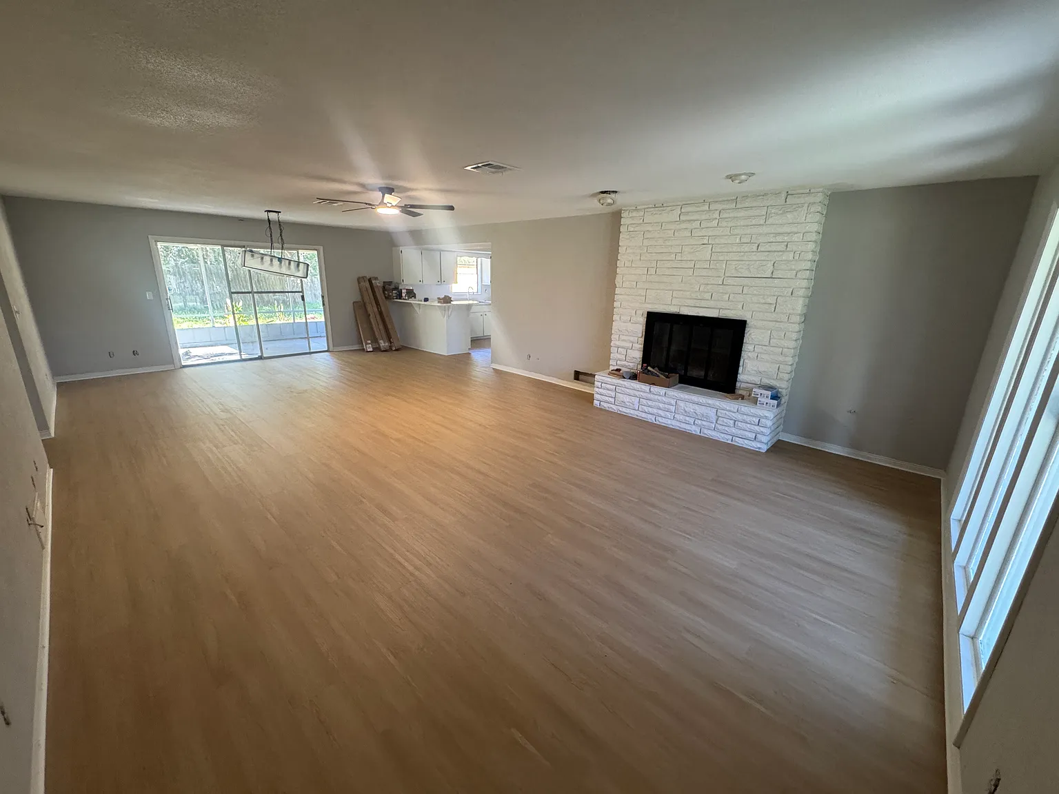924 Willow Run — Photo 2