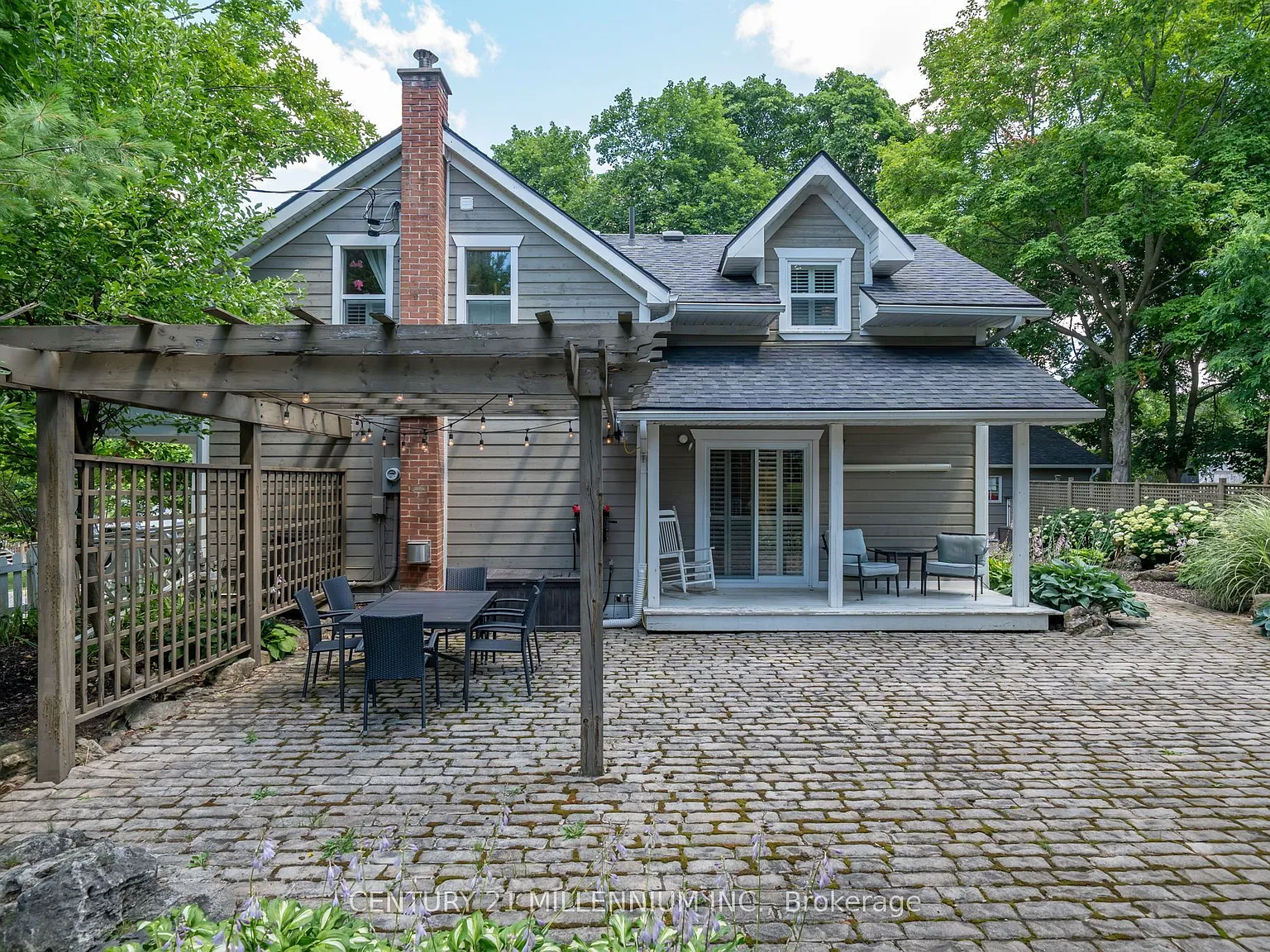 3 bed, $3,900 — Photo 1