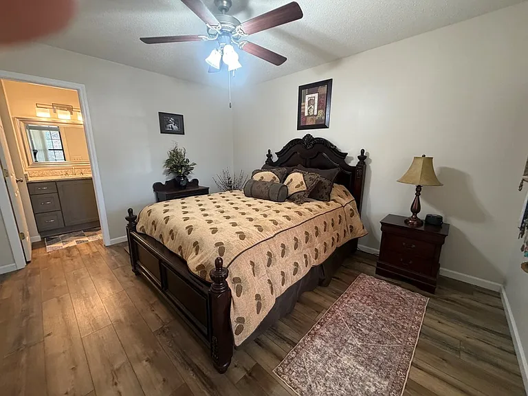 810 Oak Creek Rd #C — Photo 21