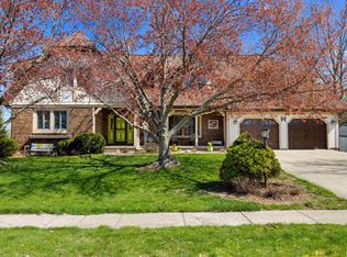 1105 Tottenham Ct, Washington, IL 61571