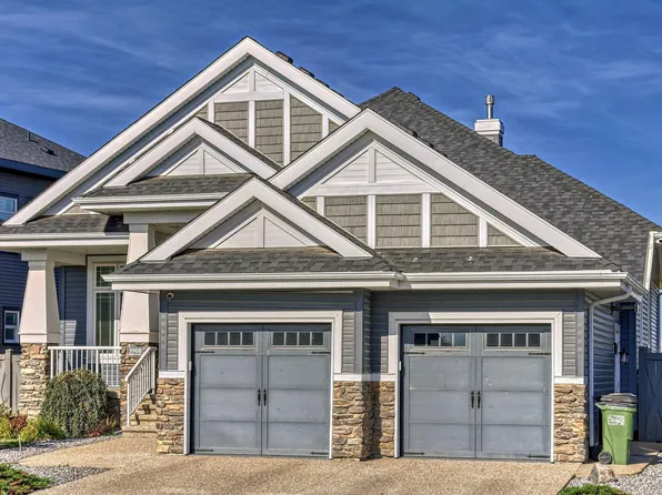 3908 Ginsburg Cres NW, Edmonton, AB T5T 4V2