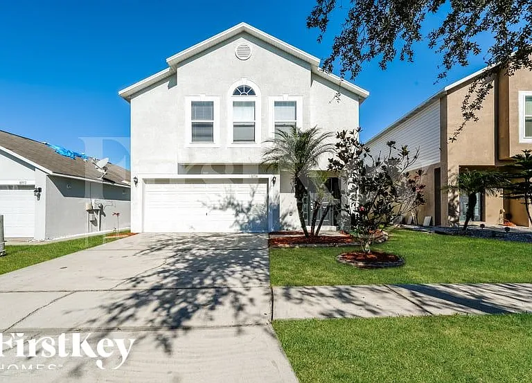 10714 Opus Dr — Photo 1