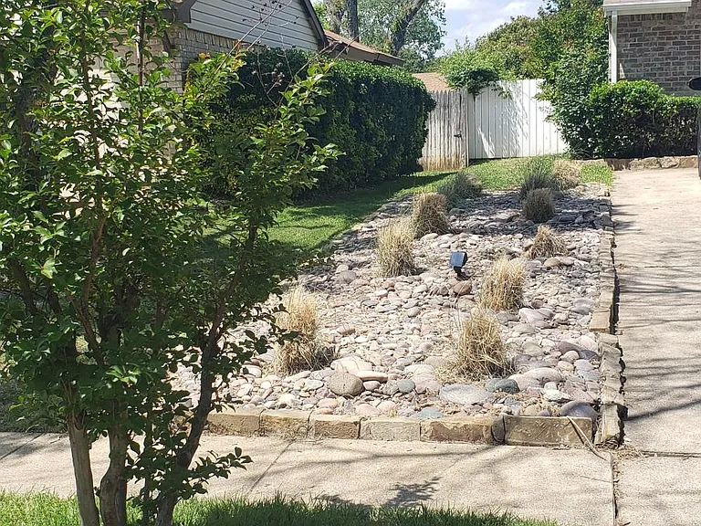 2605 Sprucewood Ln — Photo 3
