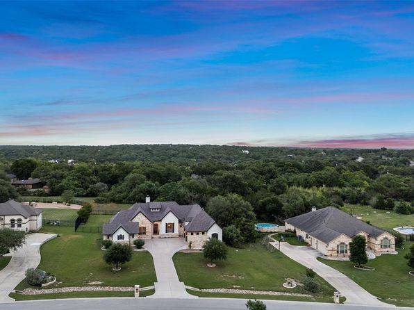 831 Sad Willow Pass, Driftwood, TX 78619