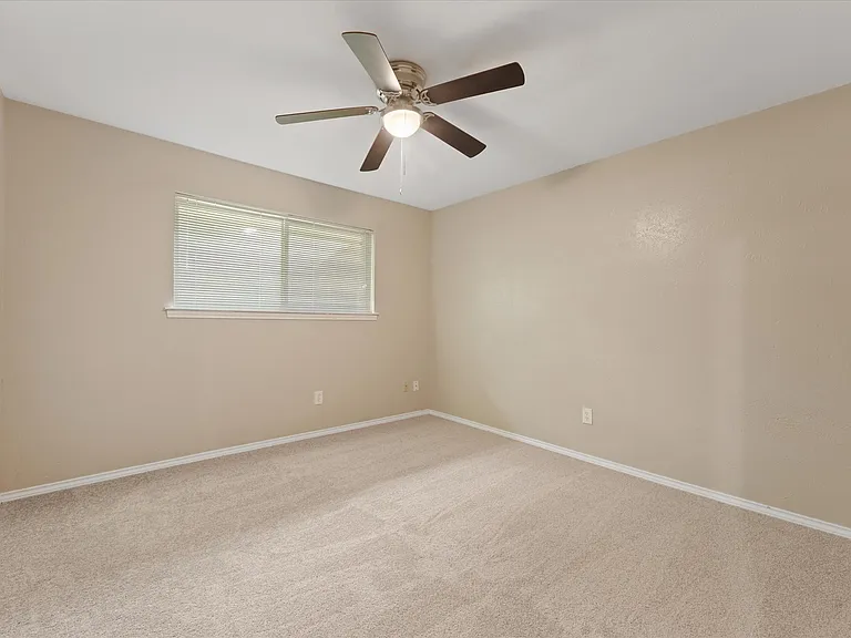 1617 Idyllwild Ct — Photo 2