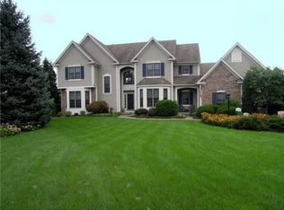 36 Teal Dr, Fairport, NY 14450