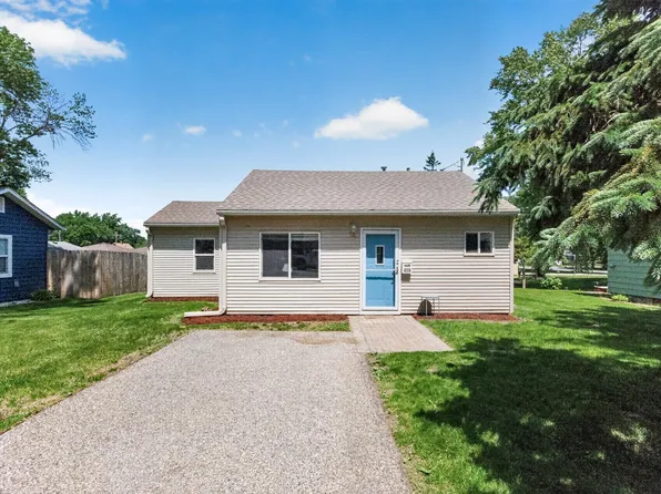 419 7th Ave W, Shakopee, MN 55379