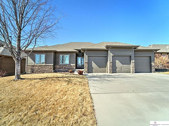 2nd image of 1008 S 200th St