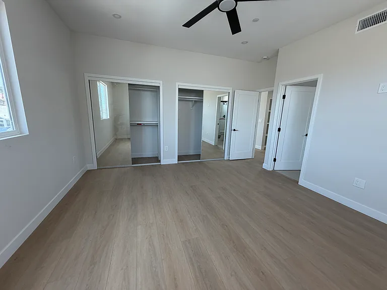 1184 Florence St — Photo 14