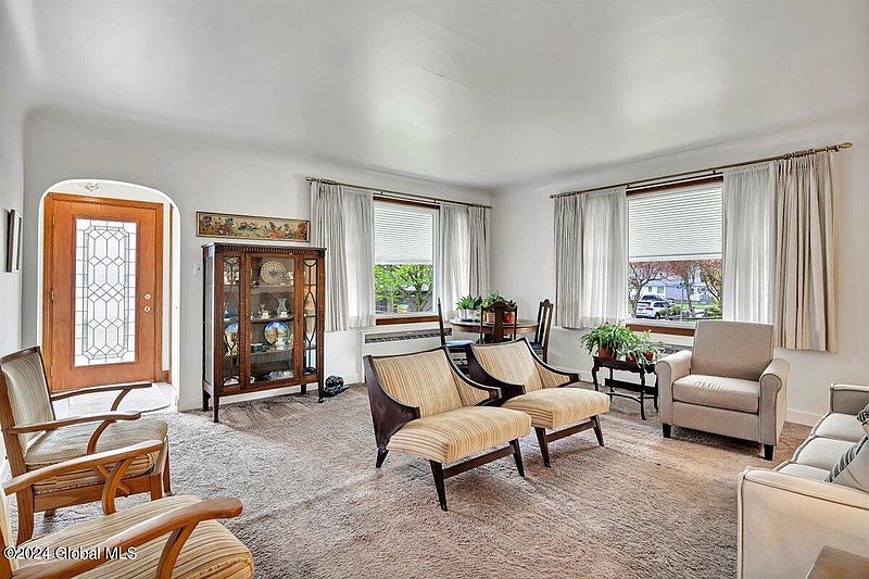 5th image of 1 Sanford Avenue