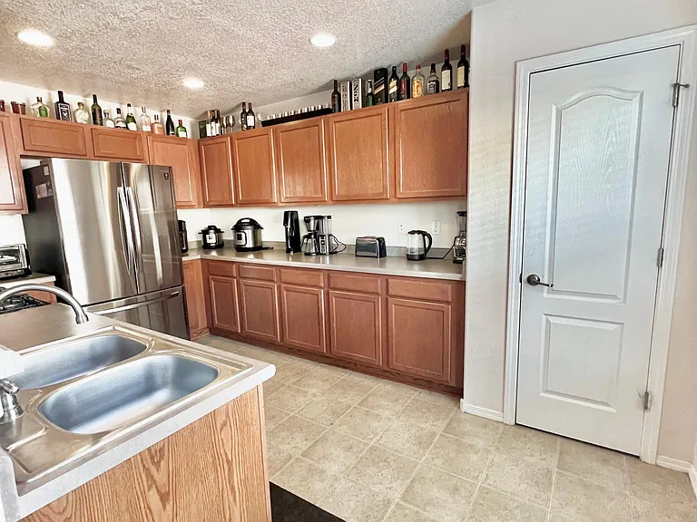10919 Fort Point Ln NE — Photo 11