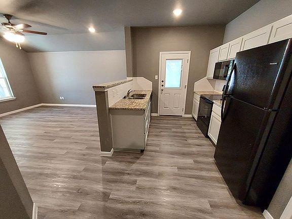 5th image of 206 W Beeline Ln #A